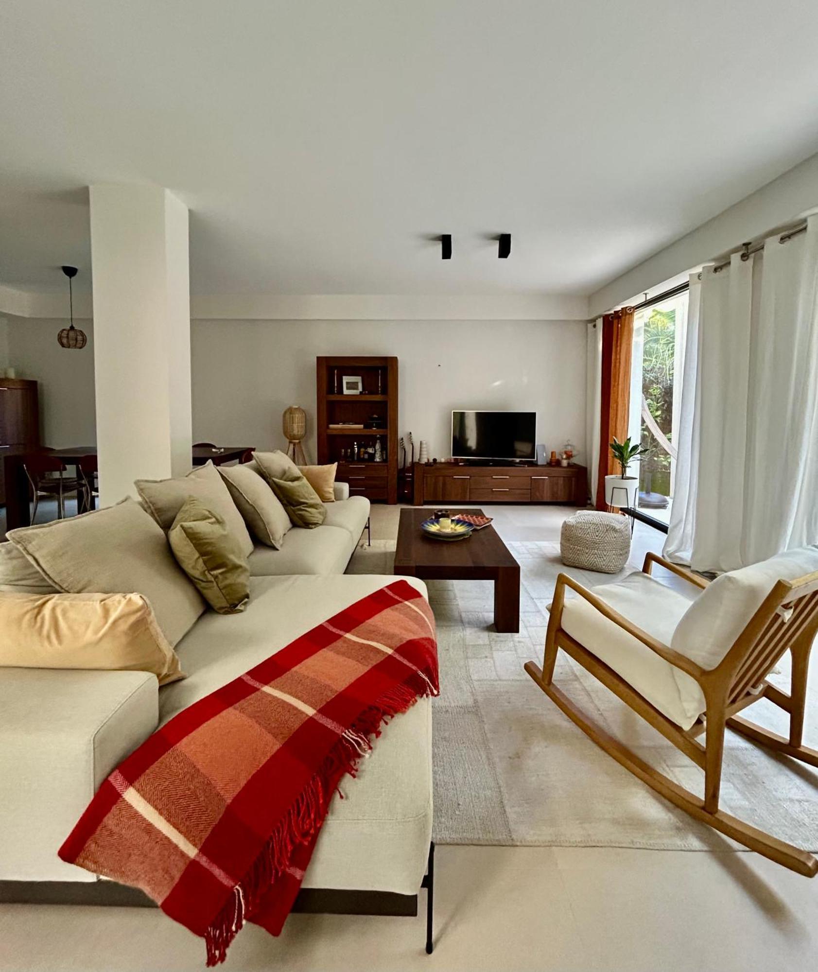 Rumah Bali Cannes Extérieur photo